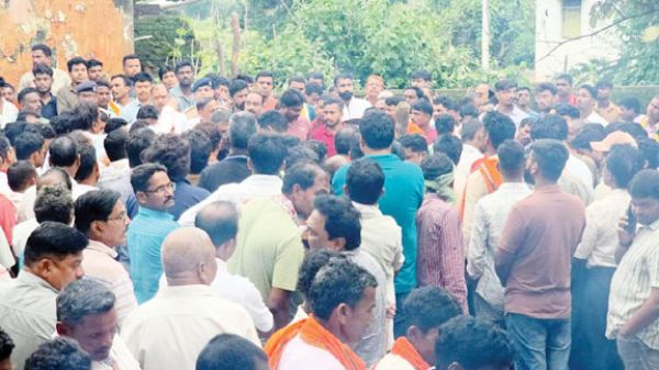 सडक़ हादसे में पूर्व सांसद के बेटे की मौत