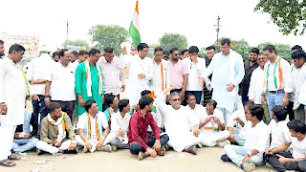 कांग्रेस का चक्काजाम
