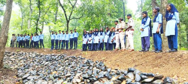 जल संरक्षण-पर्यावरण जागरूकता पर जल-जंगल यात्रा