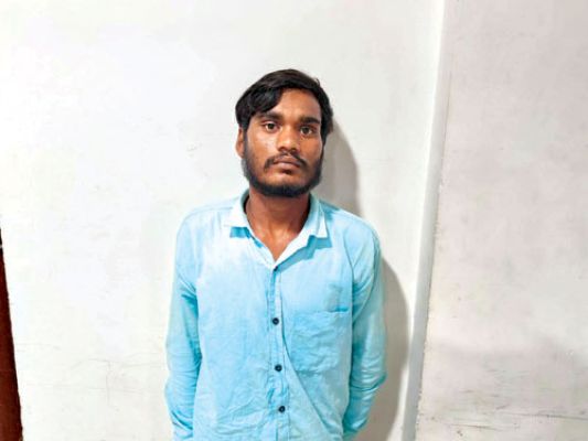  हाफ मर्डर का आरोपी छोटे भाई के साथ मोबाइल लूटा, दोनों गिरफ्तार