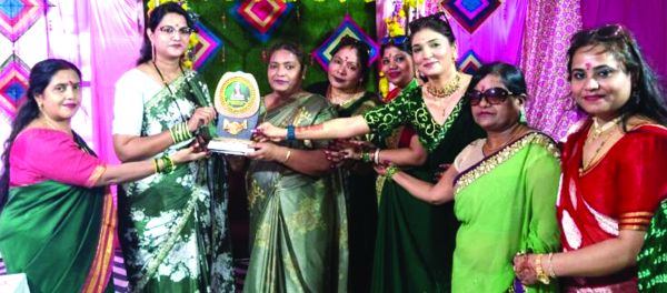 अनुग्रह वर्किंग वुमन ग्रुप ने हरेली तीज सावन पर्व मनाया 