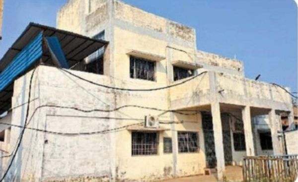 जिला अस्पताल में नेत्र सर्जन नहीं,  मोतियाबिंद के  97 फीसदी ऑपरेशन बाहर करा रहे लोग