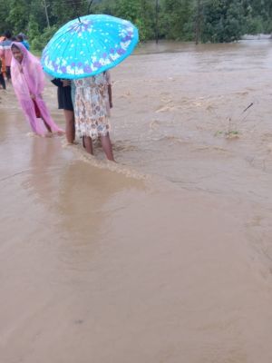 मूसलाधार बारिश से नांदगांव के कई इलाके पानी से लबालब
