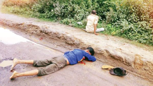 तेज रफ्तार बाइक ने दूसरी बाइक को मारी टक्कर, 1 की मौत, 3 घायल