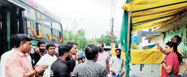 सडक़ पर कचरा फैलाया तो लगेगा जुर्माना, स्वच्छता पेट्रोलिंग टीम एक्शन में