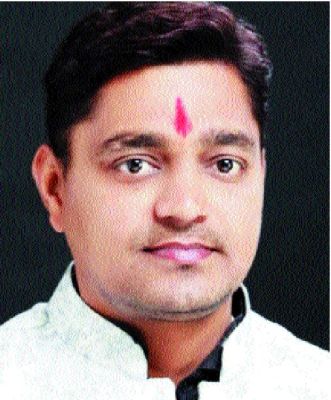 गरीबों के धंधे पर निगम चला रही बुलडोजर-कन्नौजे