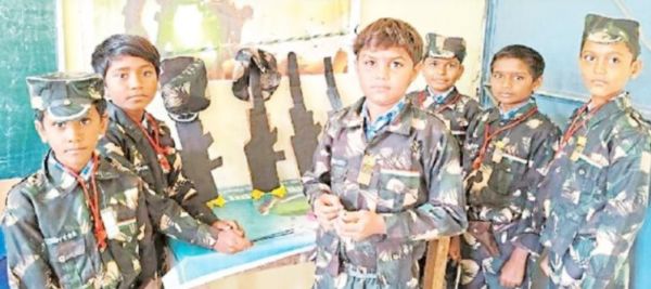 कारगिल के शहीदों को दी श्रद्धांजलि