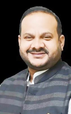 प्रवेश परीक्षा के नाम पर गहन जांच महिला परीक्षार्थियों के आत्मसम्मान पर हमला-नीलम