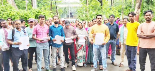 कब्रिस्तान में सरपंच गिरवा रहा जिंदल का फ्लाईएश