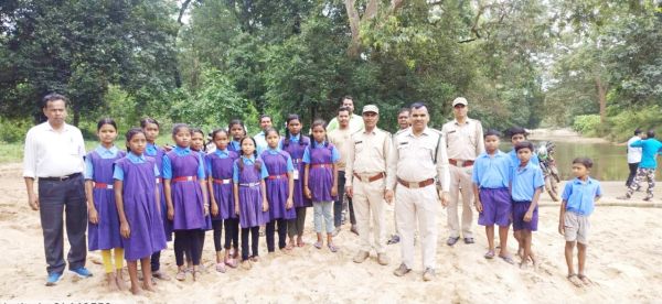 गुड़ागढ़ में वन महोत्सव  एवं जल-जंगल यात्रा