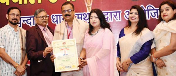 डॉ. डीके सोनी को डॉक्टर ऑफ फिलासफी की उपाधि