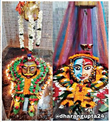 प्राचीन शिव मंदिर में महादेव का विशेष श्रृंगार व महाआरती
