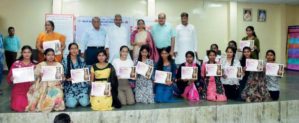 डागा कालेज में दीक्षारंभ