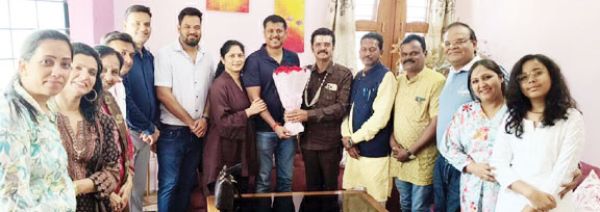 रोटरी के पदाधिकारियों का महापौर ने किया सम्मान