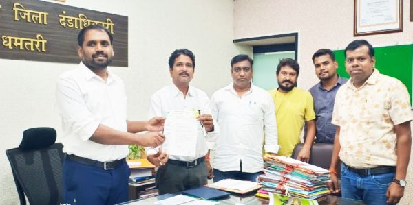 सरपंचों की मांग, 50 लाख तक  के काम पंचायत से हो