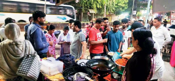 41 दुकानों से लिए 208 सैंपल, अवमानक खाद्य पदार्थ किया नष्ट