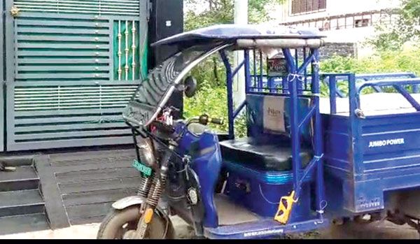 घर में ही नकली पनीर फैक्ट्री, जिम्मेदार अधिकारी कार्यवाही के लिए नहीं पहुंचे