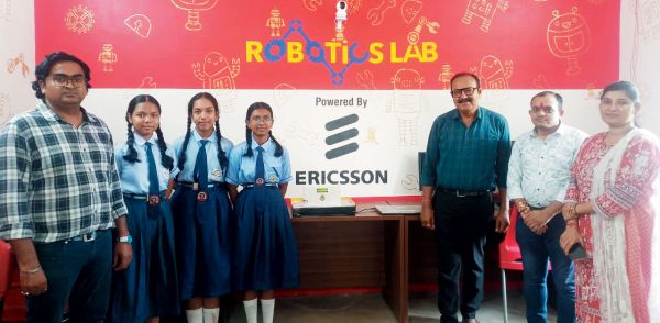 रायपुर की तीन छात्राएं वर्ल्ड रोबोटिक्स ओलंपियाड के रीजनल राउंड के लिए चयनित