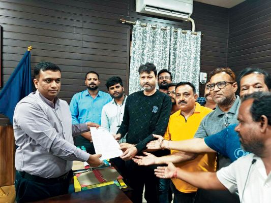 तत्काल गिरफ्तार हो अडानी कंपनी के जिम्मेदार अफसर-प्रेस क्लब