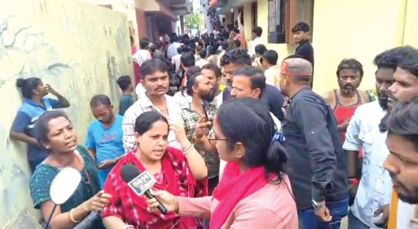 कुकुरबेड़ा में धर्मांतरण, थाने में तनाव, तीन हिरासत में