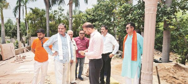 अटल परिसर का मेयर-कलेक्टर ने लिया जायजा शेष काम जल्द पूर्ण करने दिए निर्देश