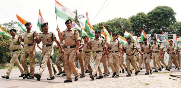 सीमा सुरक्षा बल भिलाई में तिरंगा यात्रा और पब्लिक मार्च 