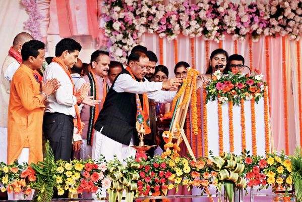 सीएम ने 186 करोड़ के विकास कार्यों का किया लोकार्पण-भूमिपूजन