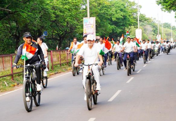 सीमा सुरक्षा बल ने हर घर तिरंगा अभियान : साइकिल-बाइक रैली का आयोजन
