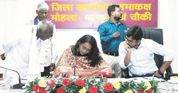 पंचायत स्तर पर करें हितग्राहियों का चयन-कलेक्टर