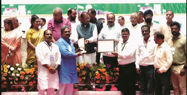 स्वच्छता संगम कार्यक्रम में निगम भिलाई को मिला सम्मान