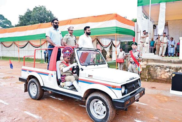 स्वतंत्रता दिवस समारोह का अंतिम पूर्वाभ्यास