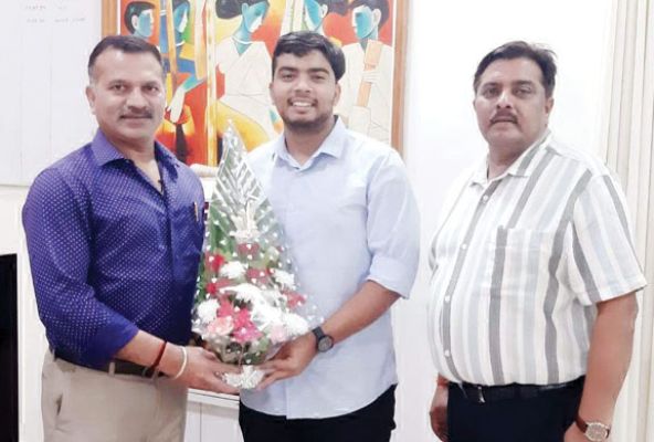 करन सिंह का जेईई मेन्स परीक्षा में 98.5 फीसदी अंक