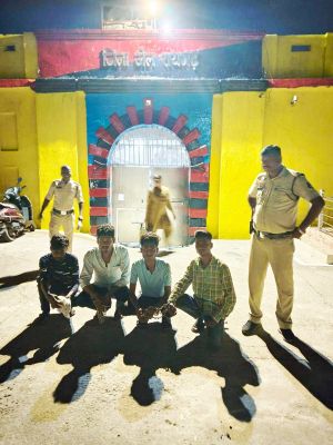 अशांति फैलाने वाले 4 युवकों पर प्रतिबंधात्मक कार्यवाही