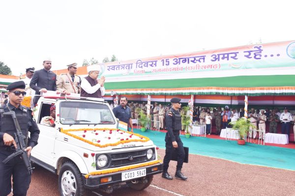 नांदगांव में उत्साह-उल्लास के साथ मनाया स्वतंत्रता दिवस