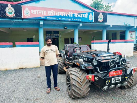 कृष्ण जन्माष्टमी पर नो-एंट्री में घुसी मॉडिफ़ाइड जीप जब्त