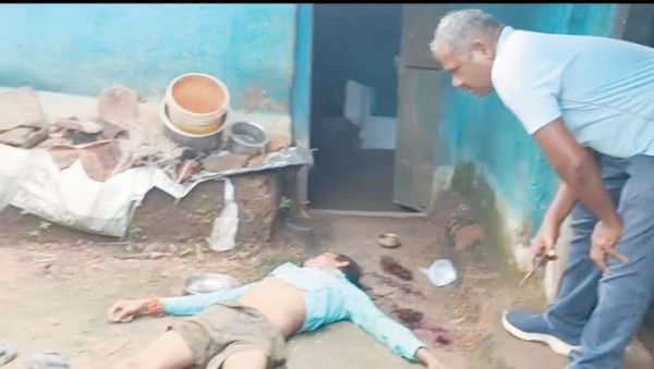खून से लथपथ मिली युवक की शव