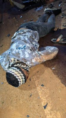 दो बाइक में भिड़ंत, 3 मौतें, दो मासूम घायल