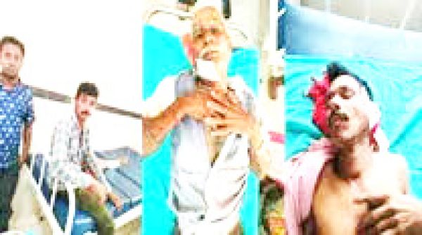 पुरानी स्कूल भवन को तोड़ते छत गिरी,  3 मजदूर जख्मी