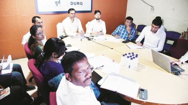 सीएम ने की वीडियो कॉन्फ्रेंसिंग से की समीक्षा बैठक