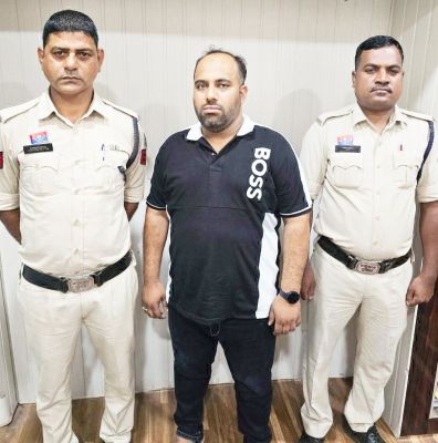 आंगनबाड़ी भवन में तोडफ़ोड़, प्रॉपर्टी डीलर गिरफ्तार