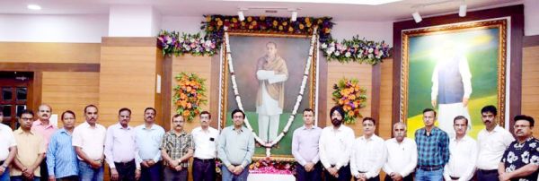 कांग्रेसजनों ने राजीव गांधी को याद किया