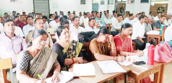 सरकारी स्कूलों की शैक्षणिक गुणवत्ता को बेहतर करने का निर्णय