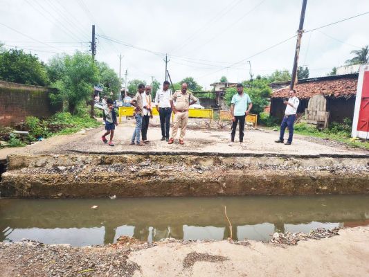 निर्माणाधीन नाले में गिरे युवक की मौत पर मुआवजा की उठी मांग