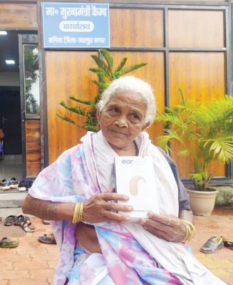 90 बरस की चाका बाई पुन: सुन सकती है जीवन की मधुर ध्वनि