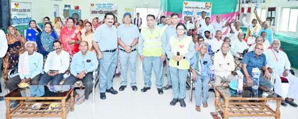 अल्ट्राटेक रावन ने वरिष्ठ नागरिकों को किया सम्मानित