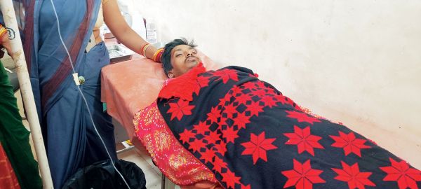 करंट से दो मजदूरों की मौत घर मालिक गंभीर