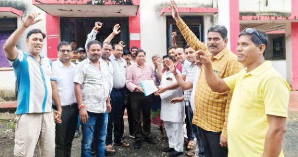 राजपुर नगर में बाईपास रोड निर्माण के लिए केंद्रीय मंत्री गडकरी के नाम सौंपा ज्ञापन