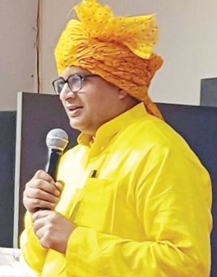 गायत्री परिवार युवाओं को नैतिक मूल्यों के प्रति कर रहा सजग-तोमर