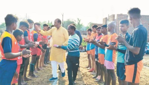 कबड्डी हमारे ग्रामीण अंचल का प्राचीन  और लोकप्रिय खेल-योगेश