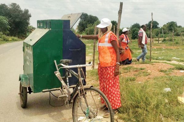 दीदीयां संभाल रही गांव-शहर में स्वच्छता की जिम्मेदारी